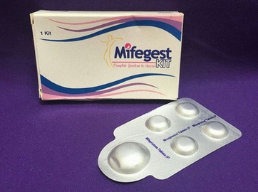 Capsules de misoprostol et smartphone pour achat en ligne