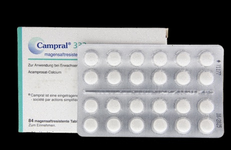 Acheter Campral - Illustration de comprimés et d'une bouteille